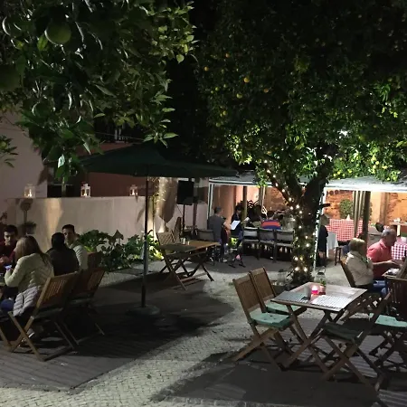 & Friends Hostel Águeda