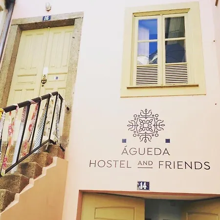 Hostel & Friends