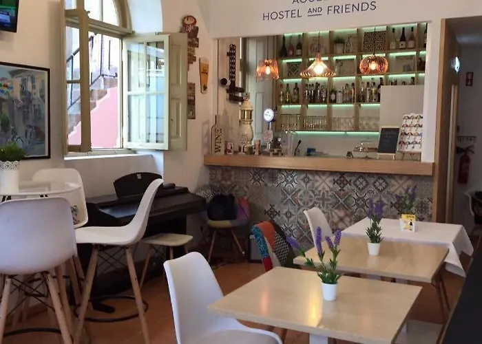 ホステル & Friends
