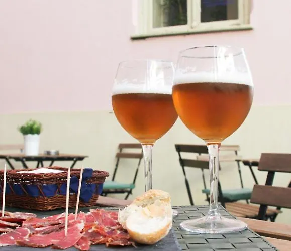 & Friends 旅馆 阿圭达